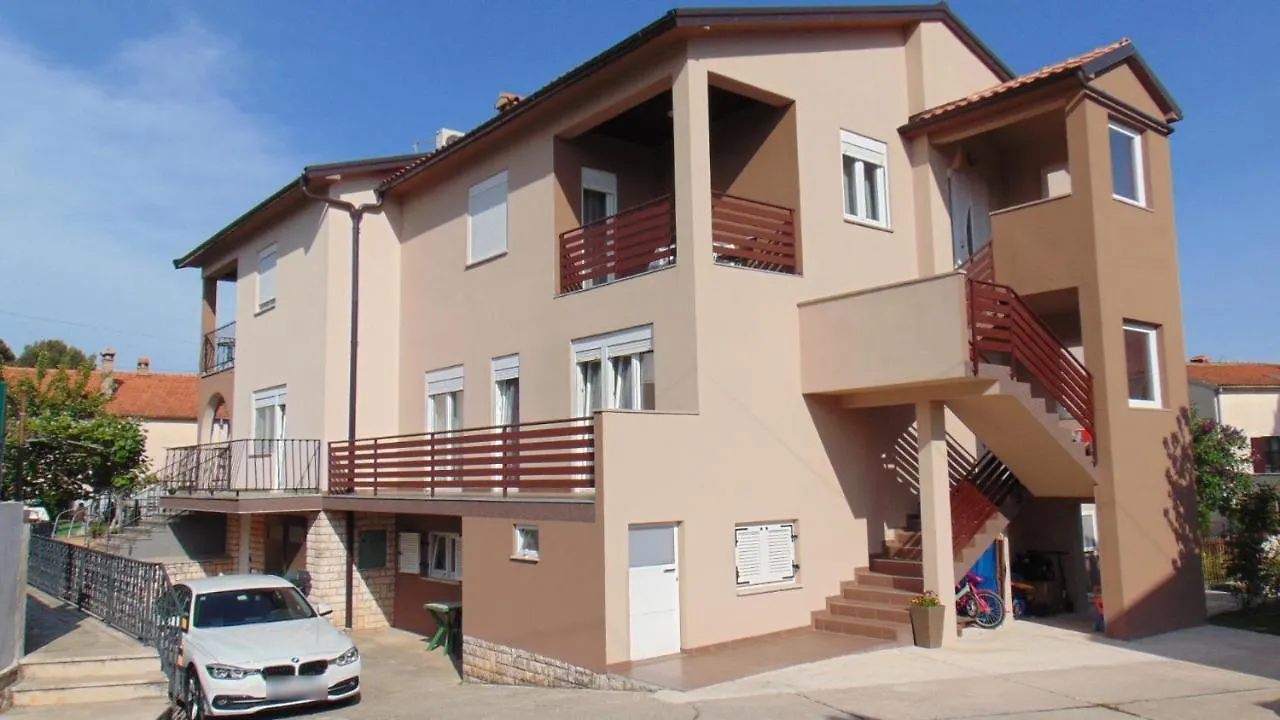 Apartments With A Parking Space Rovinj - 21987