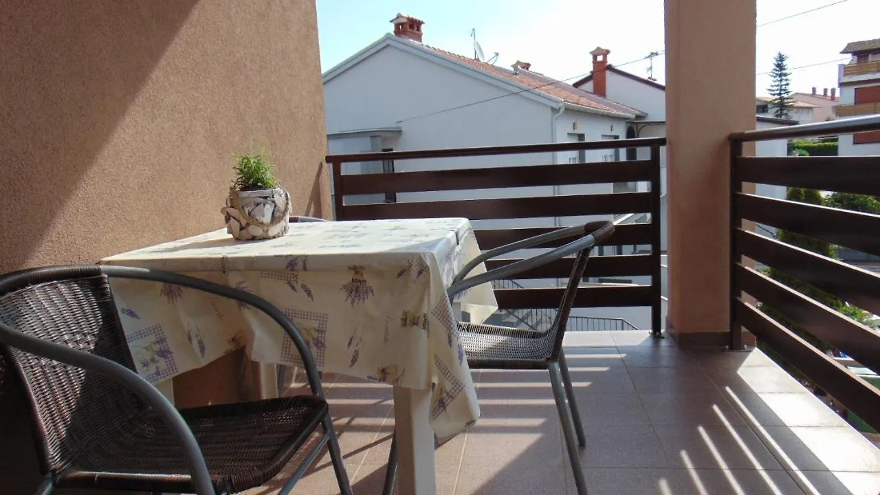 Apartments With A Parking Space Rovinj - 21987